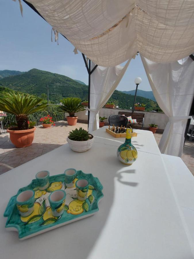 B&B L'Abbraccio Casola di Napoli Εξωτερικό φωτογραφία